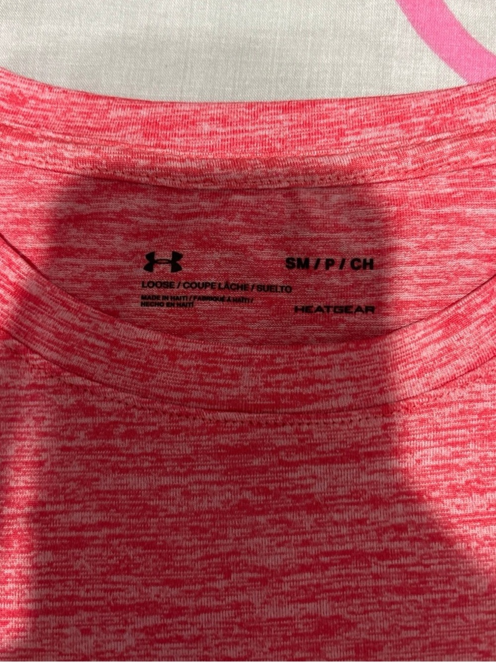 Under Armour Hot Pink Heatgear Top - Picture 3 of 8